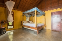 Beach-front-Room-01-03