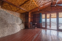On-the-Rocks-Room-24-03