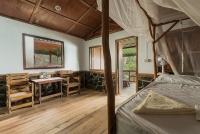 On-the-Rocks-Room-33-02
