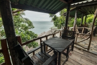 On-the-Rocks-Room-33-04