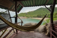Family-on-the-Rocks-Room-17-03