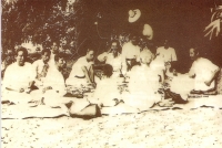 King Visits To Thansadet Waterfall