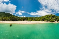 Aerial-views-of-Than-Sadet-Bay-03