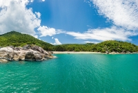 Aerial-views-of-Than-Sadet-Bay-06