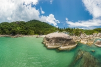 Aerial-views-of-Than-Sadet-Bay-09