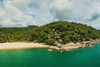 Aerial-views-of-Than-Sadet-Bay-13
